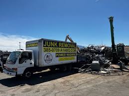 Best Garage Cleanout  in Breckinridge Center, KY