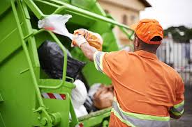 Best Yard Waste Removal  in Breckinridge Center, KY